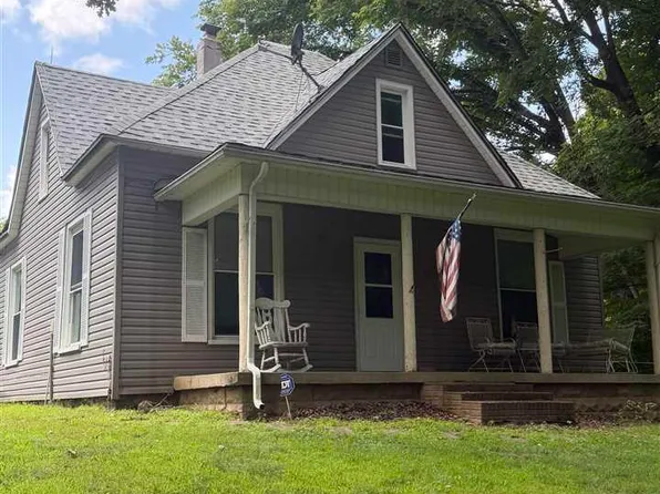 5377 S Robinson Pl, West Terre Haute, IN 47885