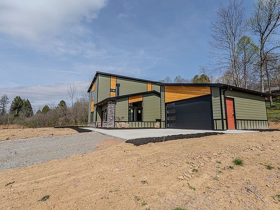 4th image of 391 Sarvest Rd