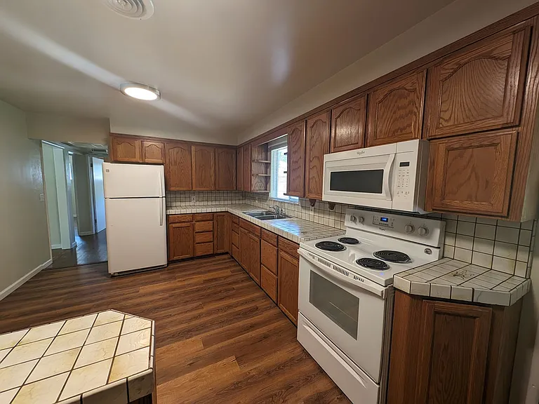 2900 Balls Ferry Rd — Photo 10