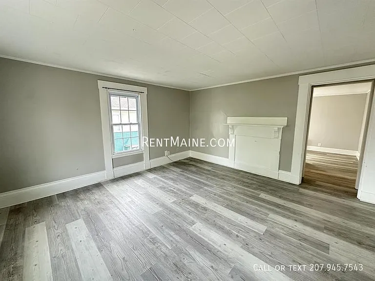 266 Center St #2 — Photo 3