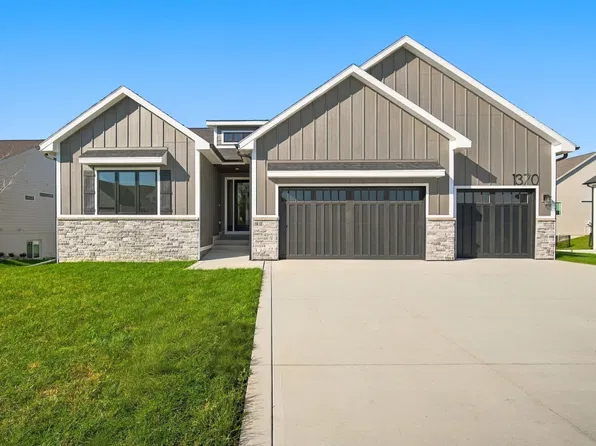 1370 NW Brooks Dr, Waukee, IA 50263