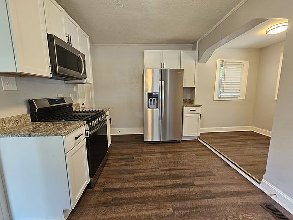 5th image of 6005 Medlin Heights Rd