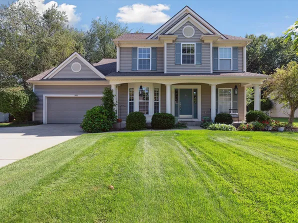 400 Palomino Ave, Portage, MI 49002