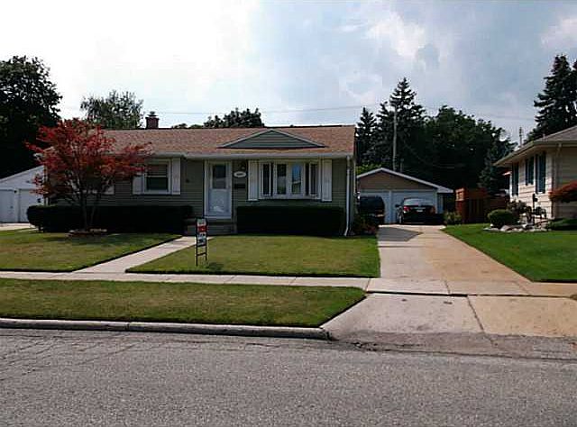 1st image of 1317 Ravenswood Dr
