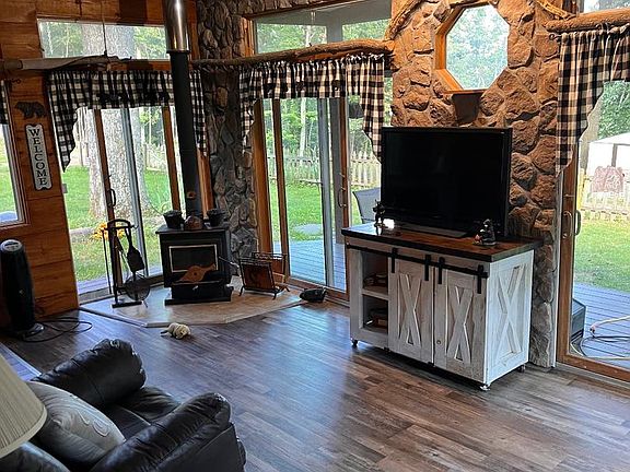5th image of 516 Roberts Rd