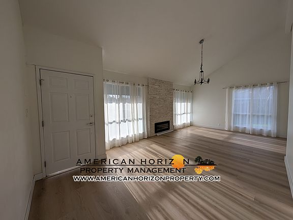 2nd image of 6195 Viceroy Way