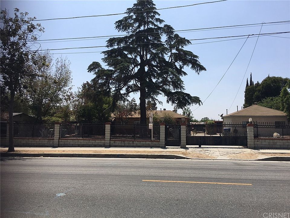 2nd image of 13129 Bradley Ave