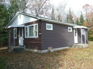 2328 W Hackleburg Rd, Indian River, MI 49749