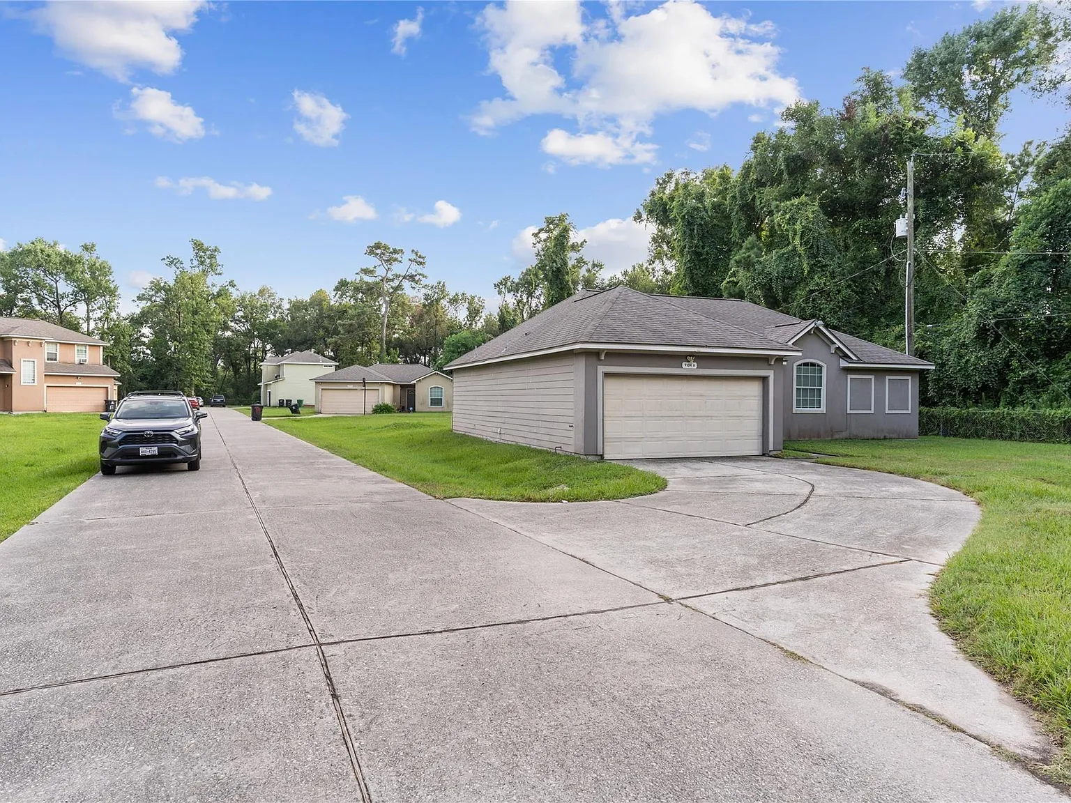 3 bed, 2.0 bath, 1450 sqft, $1,650 — Photo 4