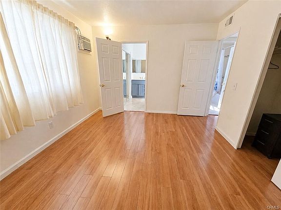 3rd image of 2640 Batson St