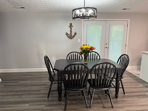 5th image of 109 Butternut Ln