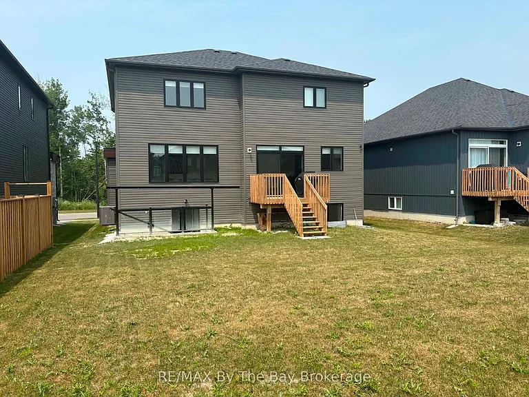 218 Mapleside Dr #UPPER — Photo 28