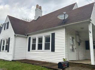 222 Mount Airy Ave, Paris, KY 40361