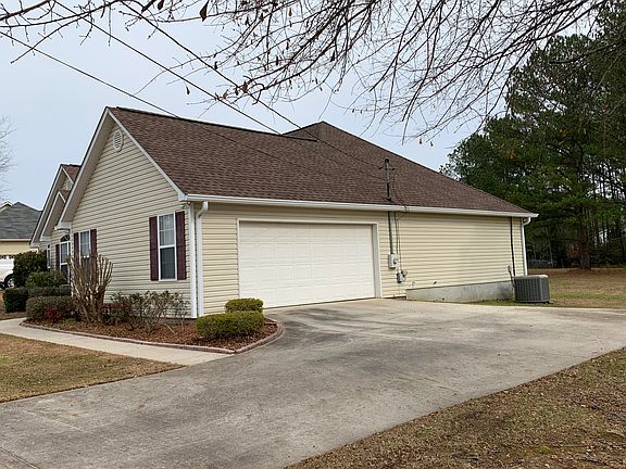 2nd image of 118 Crimson Dr