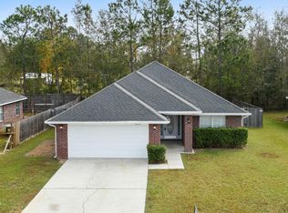 12152 Harmony Cir, Gulfport, MS 39503