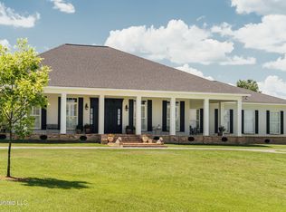 1720 Highland Hills Rd, Grenada, MS 38901
