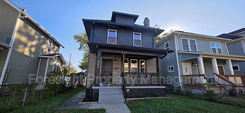 262 S Richardson Ave