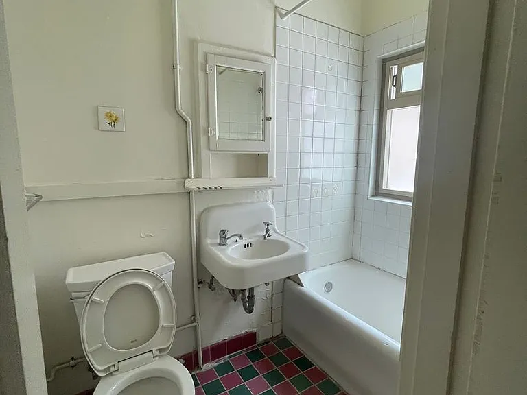 2516 Piedmont Ave — Photo 27