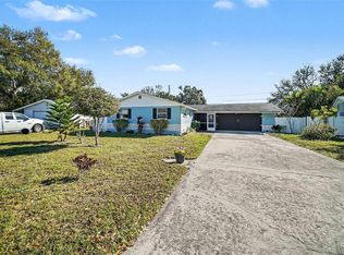 9038 Fairweather Dr, Largo, FL 33773