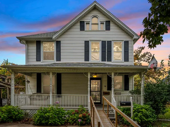 2024 Farnam St, Davenport, IA 52803