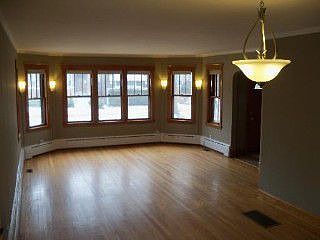 3rd image of 2920 N 77th Ave