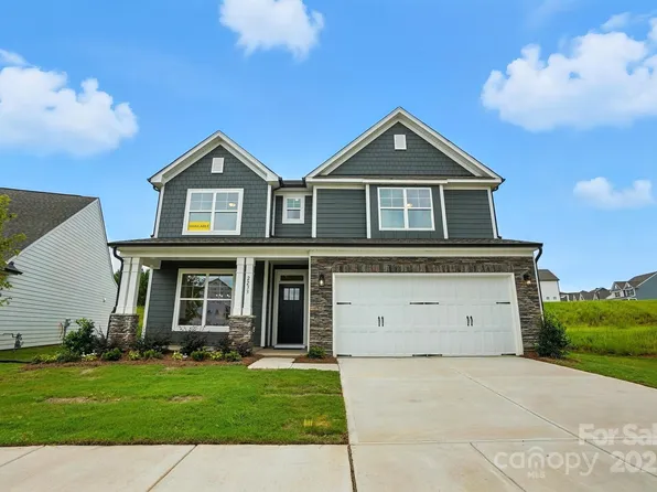2233 Tabor Rd, Sherrills Ford, NC 28673