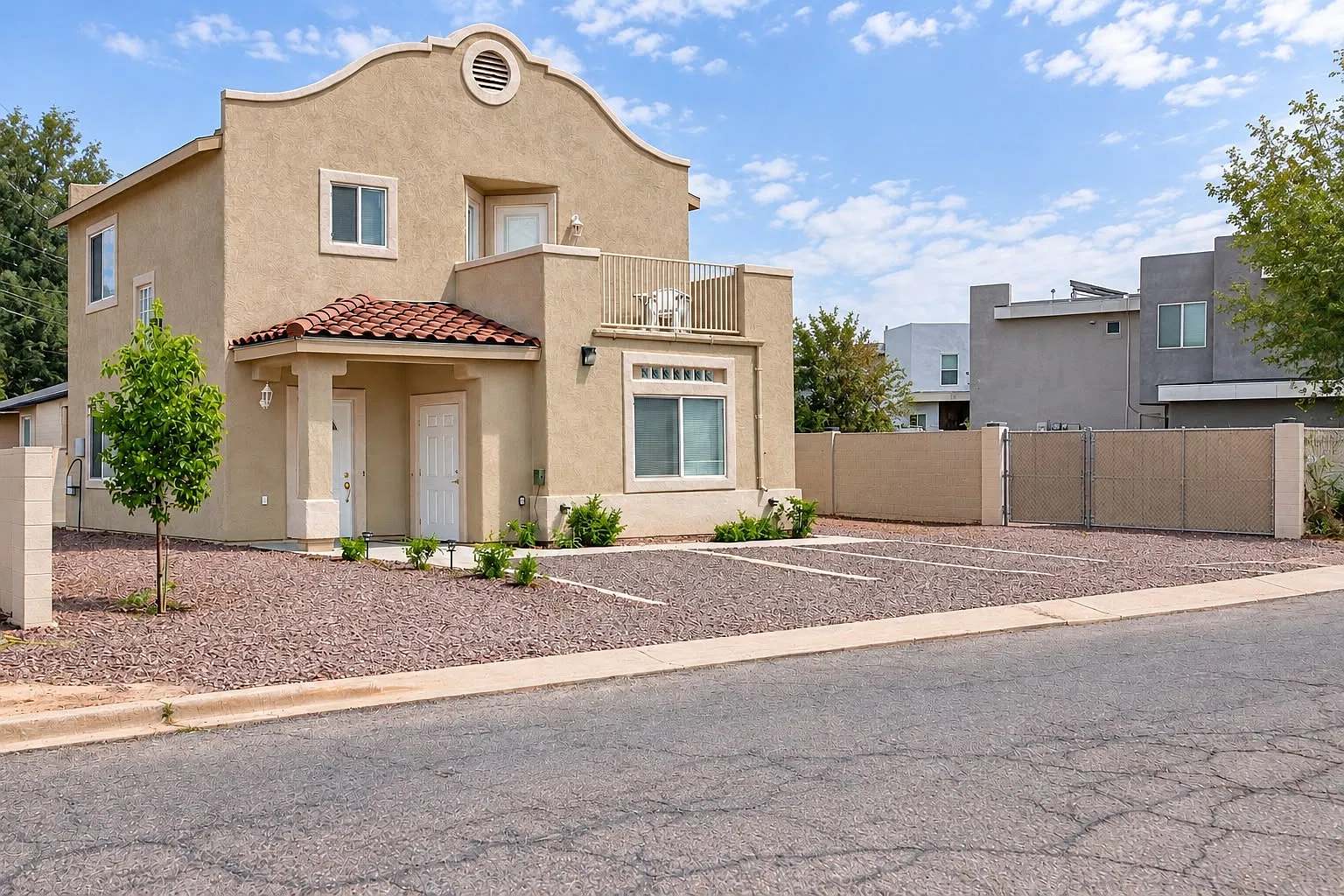 4 bed, 1700 sqft, $1,850 — Photo 1