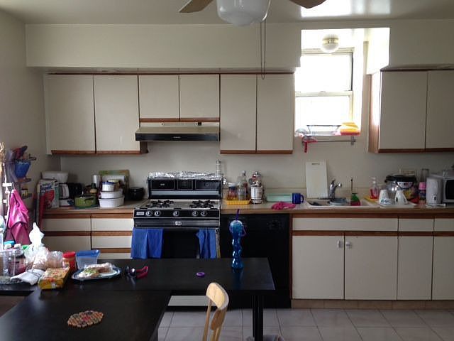 2nd image of 1577 Paterson Plank Rd APT 2