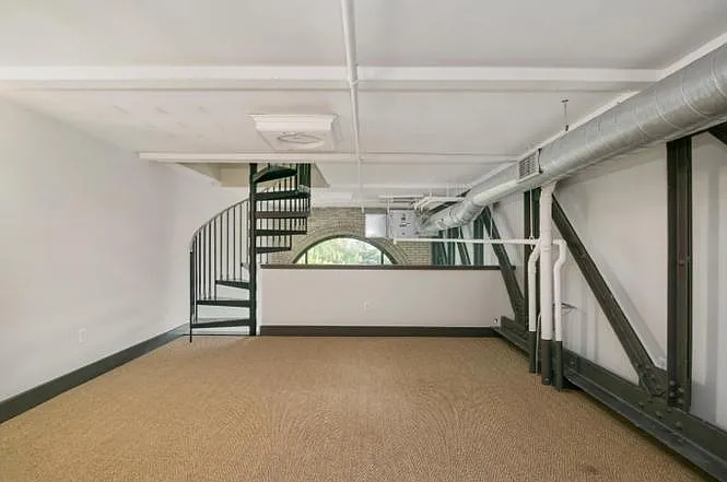 600 Broadway Ave NW #225 — Photo 7