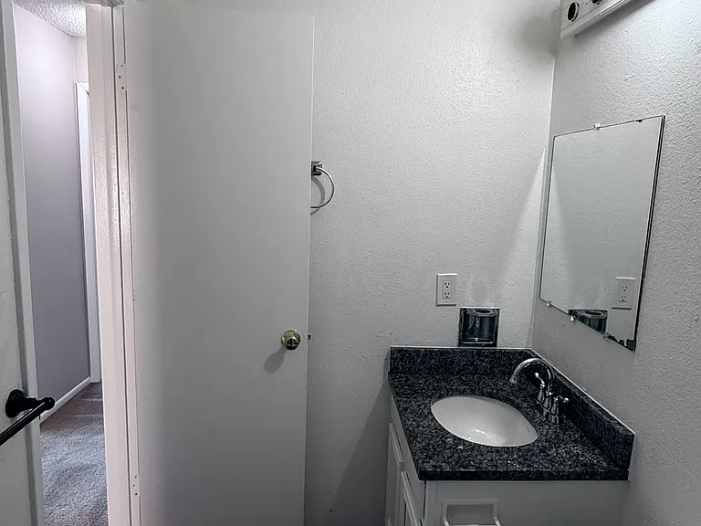 4974 Ursula St — Photo 7