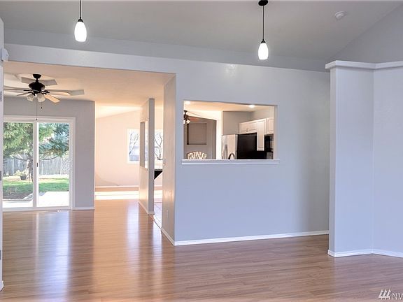 5th image of 13828 53rd Ave NE