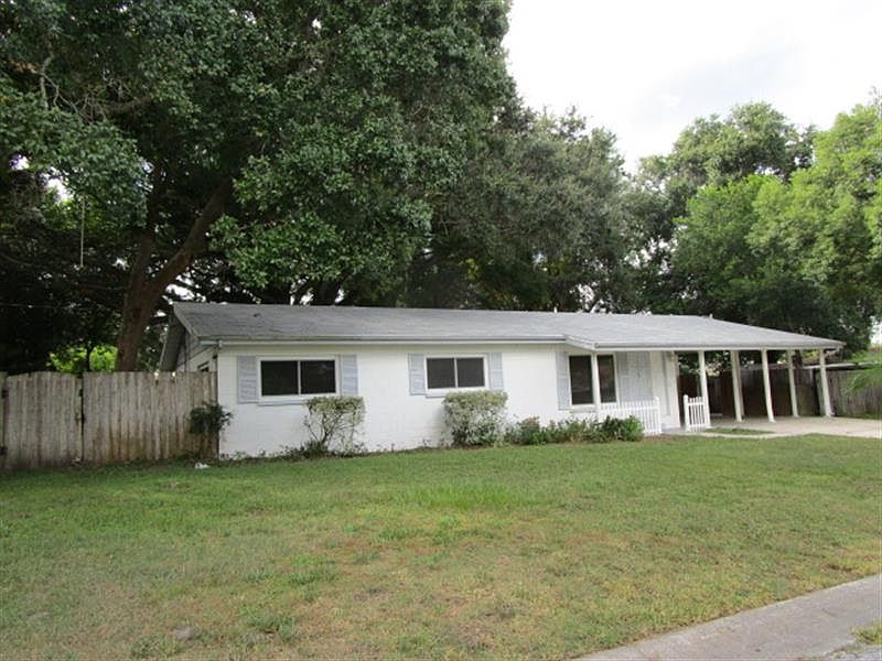 2nd image of 605 15th Ct NE
