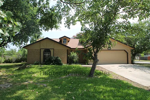 809 Beaver Trl Photo 1