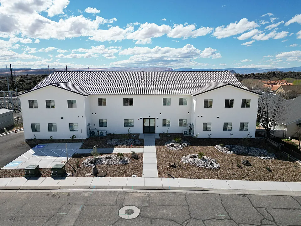 Shadow Ridge Apartments