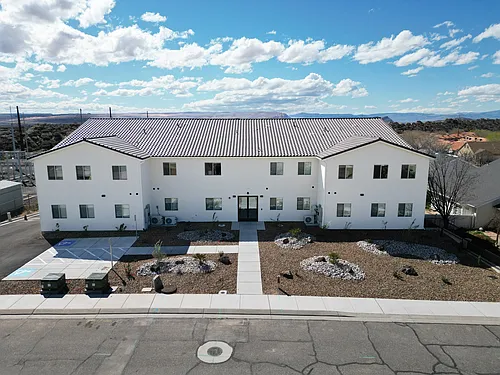 Shadow Ridge Apartments Photo 1