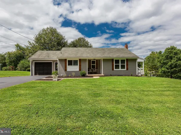 518 Hackman Rd, Lititz, PA 17543