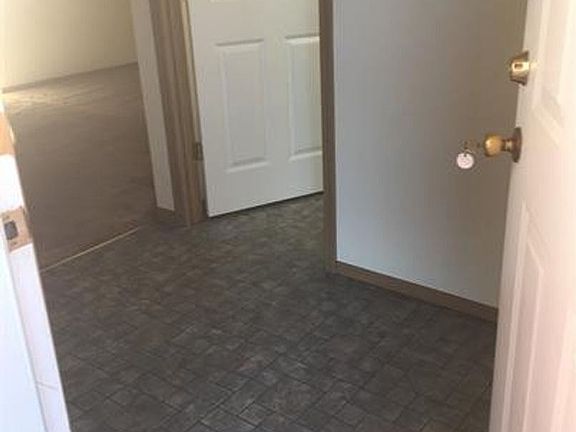 2nd image of 676 NW Paragon Pl #2