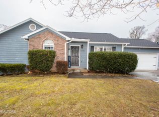 5931 Warrenpark Ln, Knoxville, TN 37912