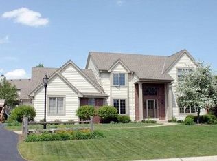 N25W26336 Wilderness Way, Pewaukee, WI 53072