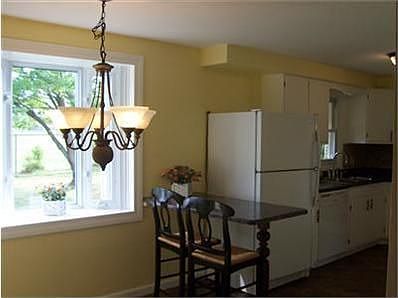 5th image of 2243 Chaney Cir