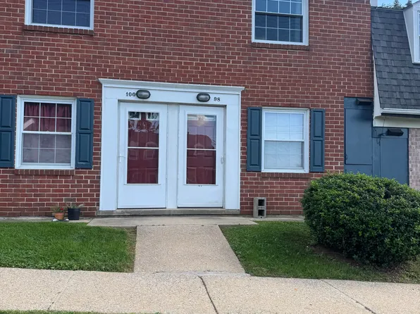 96 Carroll View Ave, Westminster, MD 21157