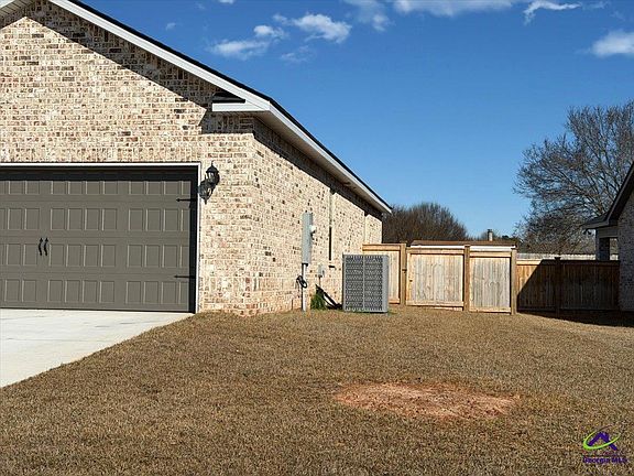 5th image of 417 Otters Ridge Dr