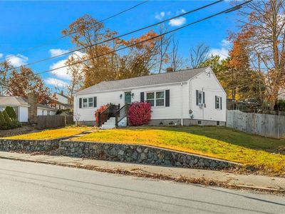 36 Cooper St, North Providence, RI, 02904