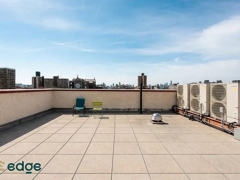 865 Willoughby Ave #2E — Photo 11