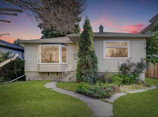 2412 22nd St NW, Calgary, AB T2M3W6