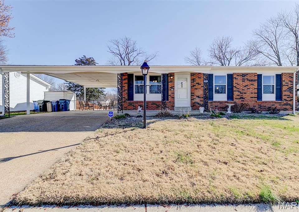 1st image of 2843 Glenway Dr
