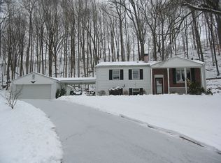 93 Overhill Rd, Mahopac, NY 10541