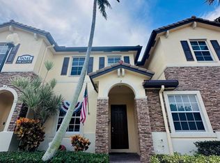 9041 SW 227th St UNIT 3, Cutler Bay, FL 33190