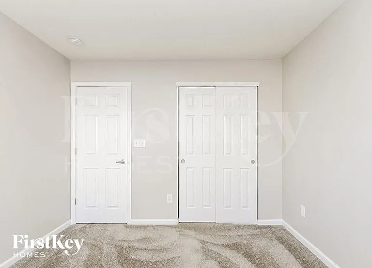 8154 Brookville Way — Photo 11