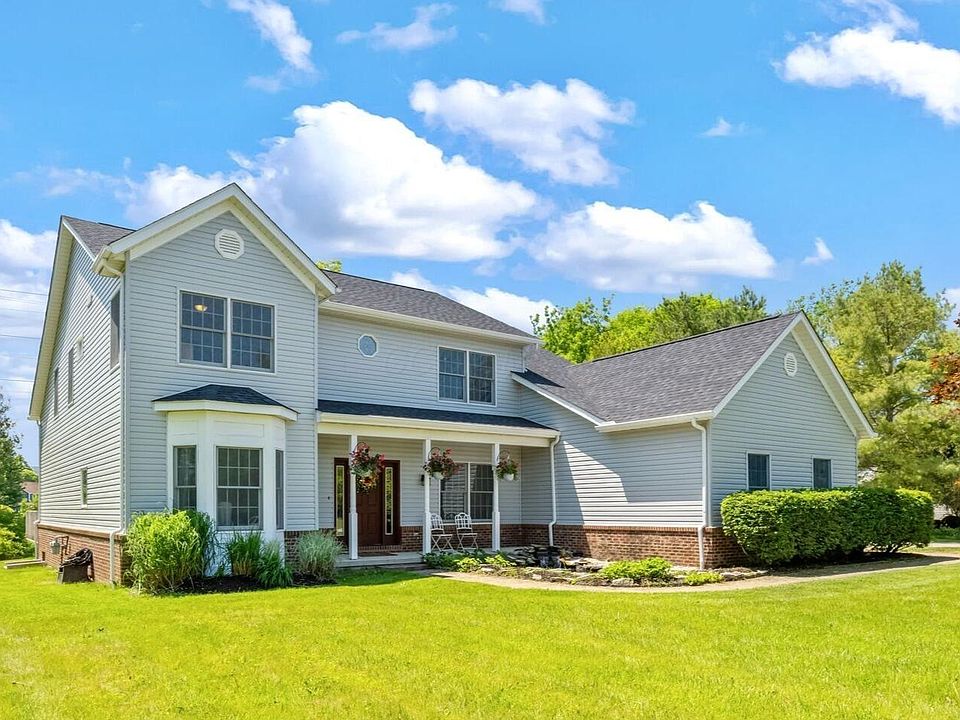 1st image of 4060 Berrywood Dr